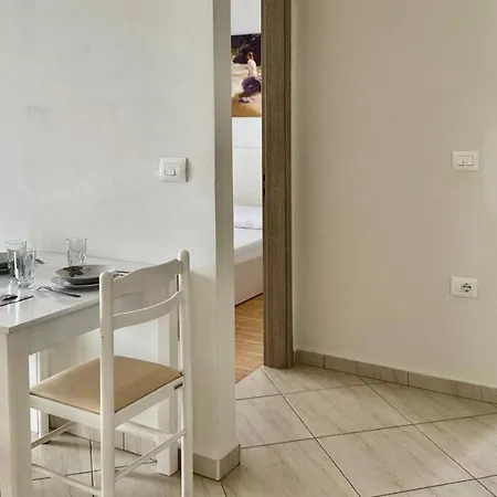 Plutus Sea View Lägenhet *