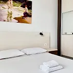 דירה Plutus Sea View *