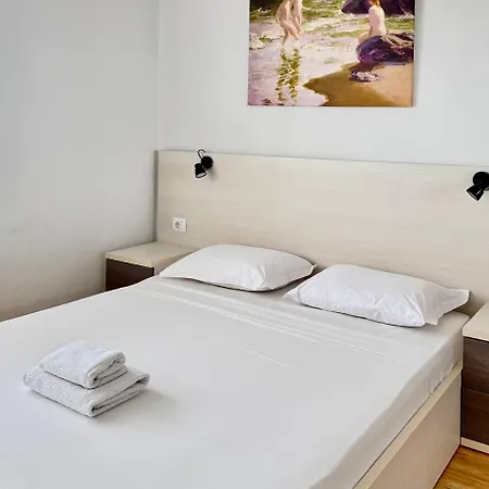 Apartment Plutus Sea View *