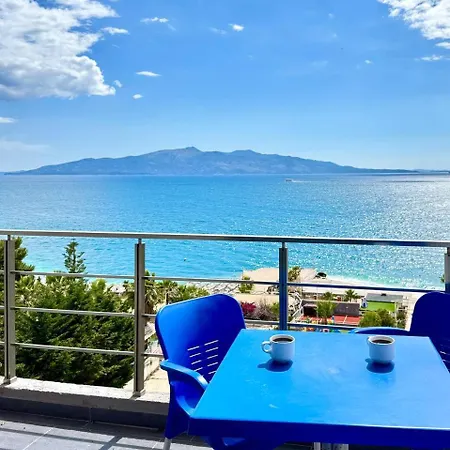 Plutus Sea View *