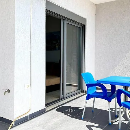 Plutus Sea View Apartment