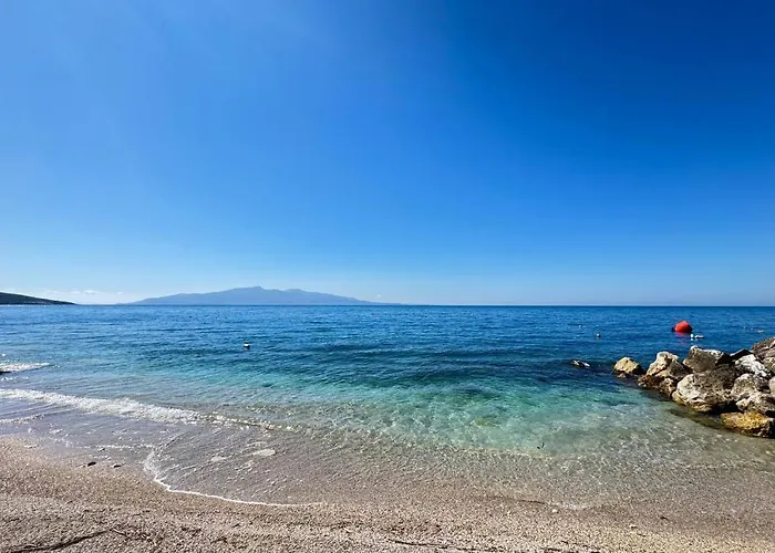 Plutus Sea View Sarandë